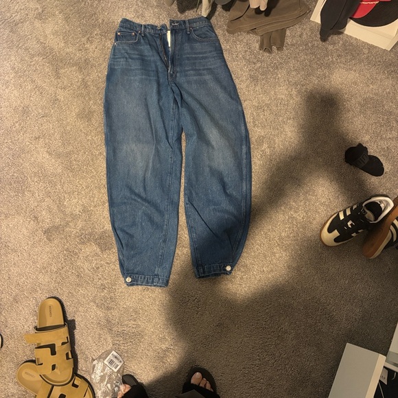 MOTHER High Rise Classic Blue Jeans - Picture 5 of 5